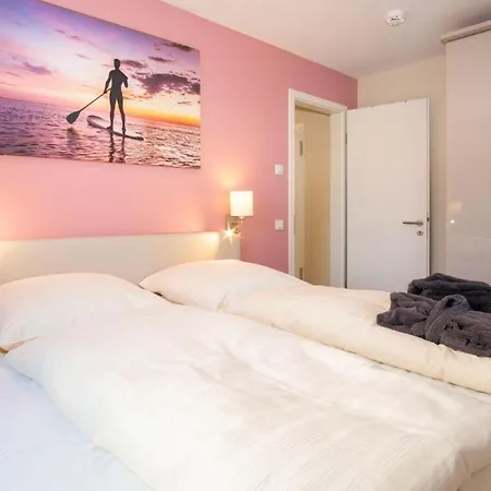公寓 Apartmenthaus-kiki-wohnung-gluecksgefuehle 海利根港