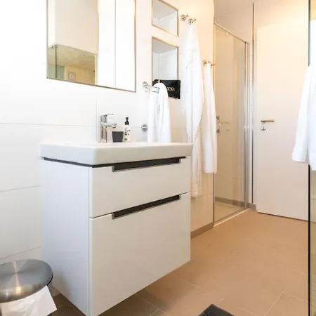Apartment Apartmenthaus-kiki-wohnung-gluecksgefuehle *